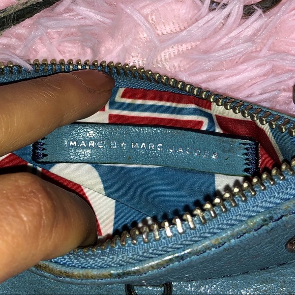 Marc by Marc Jacobs Key Coin Wallet - Picture 8 of 9